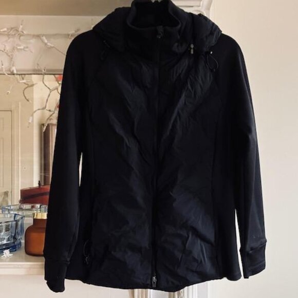 Athleta Inlet Quilted AthLeisure Black Puffer Slim Fit Hooded Jacket Sz MED - Picture 5 of 13